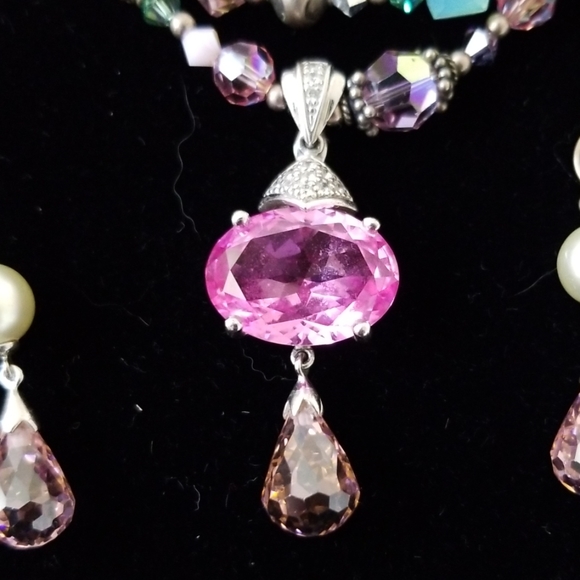 Tres Jolie double strand necklace and earring set - Picture 4 of 7